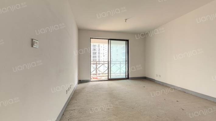 双河雅苑二手房实景图