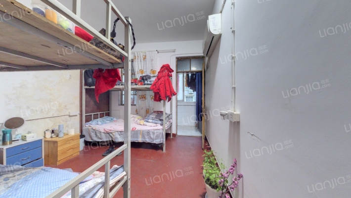 莫干山路599号二手房实景图