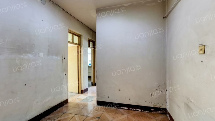 中兴社区二手房实景图