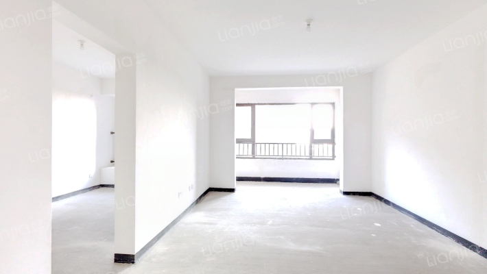 中建锦绣丽城二手房实景图