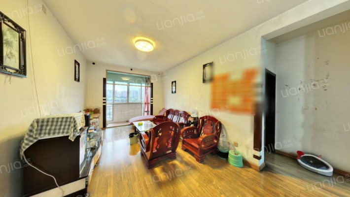 世发家园二期二手房实景图