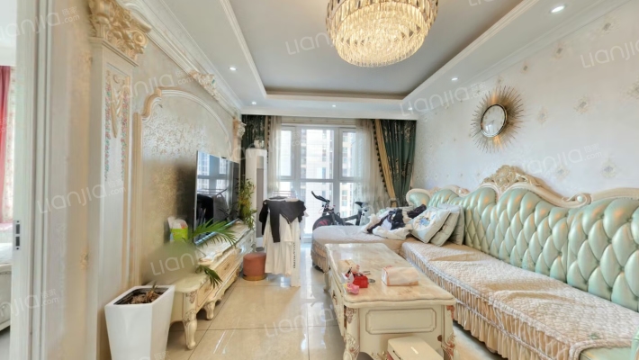 保利金香槟二手房实景图