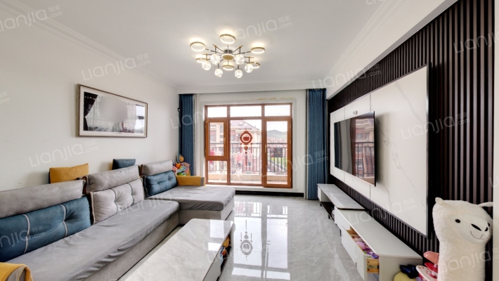 英伦河山二期二手房实景图