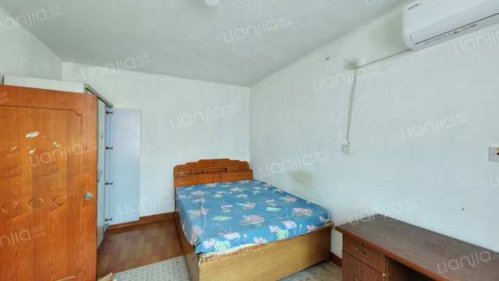 塔柏小区二手房实景图