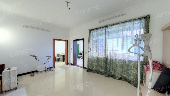 东莞市第一教师村二手房实景图