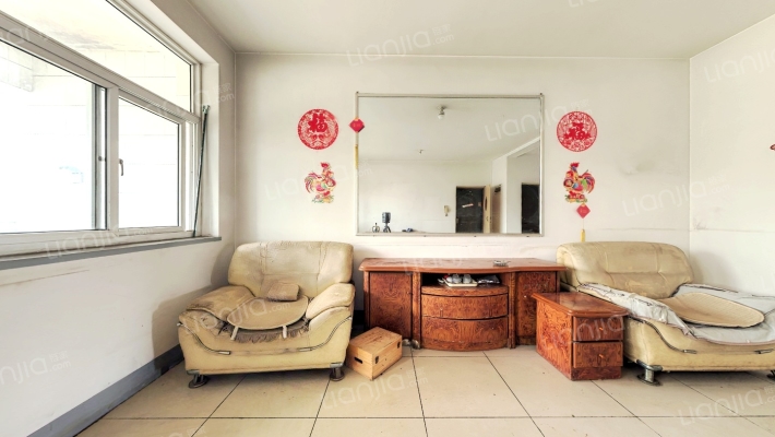 东红庙北路11号二手房实景图