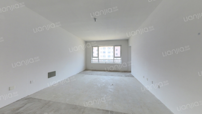 龙润紫宸华府二手房实景图