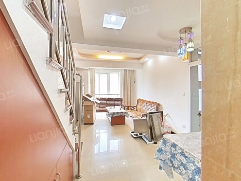 整租·万友七季城B区 4室1厅 西南