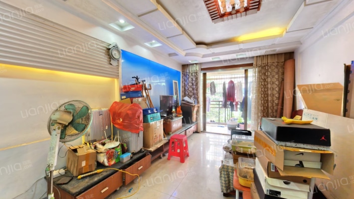 绿城翠堤湾二手房实景图