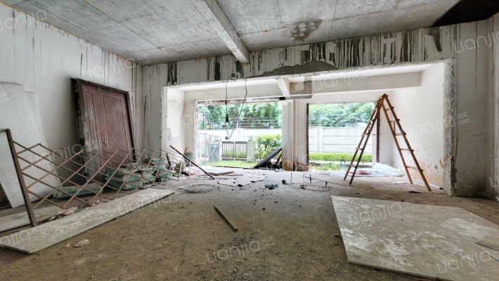 滨江樾府二手房实景图