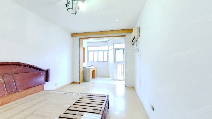 露园二手房实景图