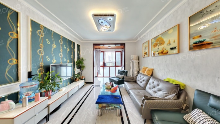 新都镇医学院小区二手房实景图