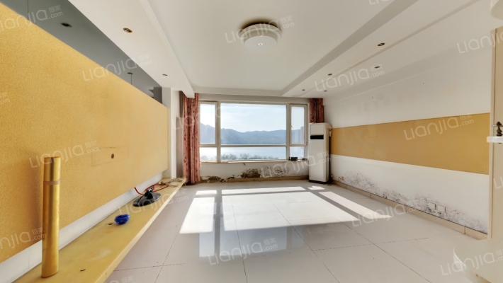 依山云水二手房实景图