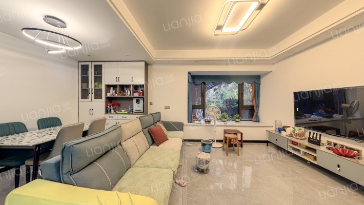 御澜山二手房实景图