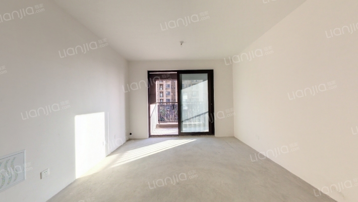 银海公馆二手房实景图