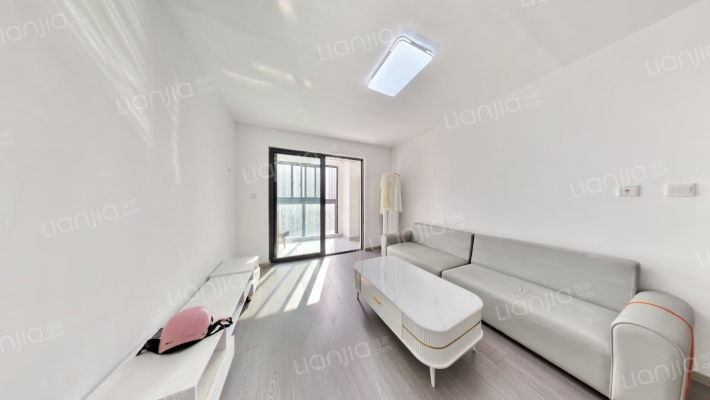 临江锦园二手房实景图