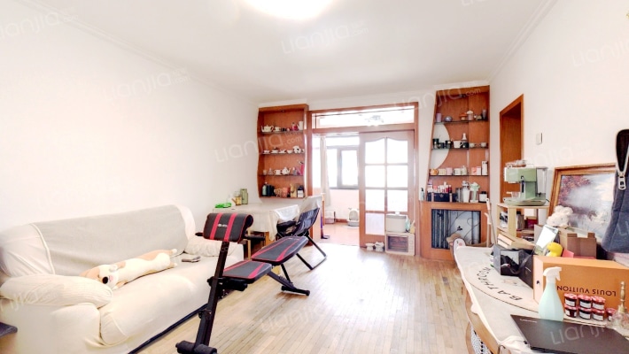 机场南路东里二手房实景图