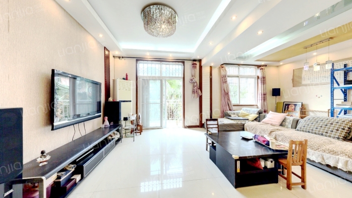 月都家园二手房实景图