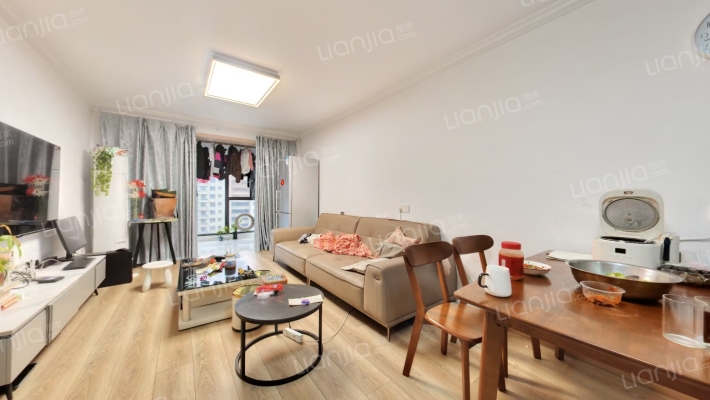 合生颐廷二手房实景图