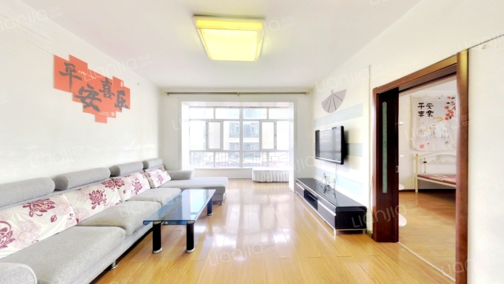 鸿朗花园南区二手房实景图