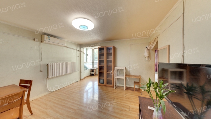 西革新里108号院二手房实景图