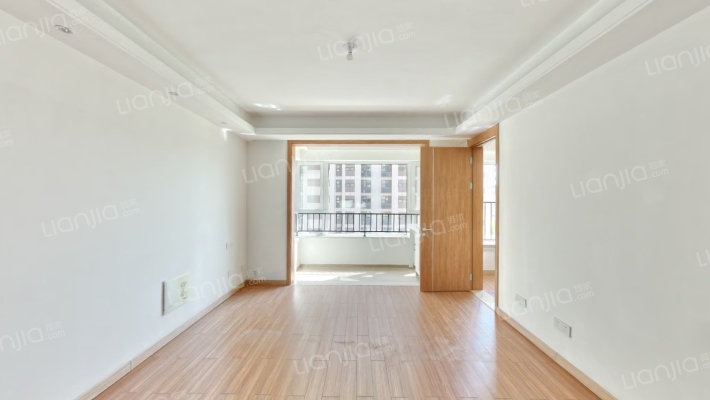 万科龙湖城市之光中区二手房实景图