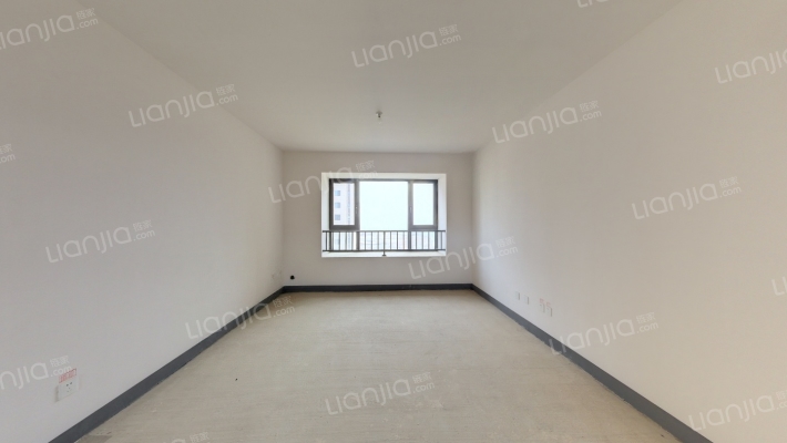 保利领秀山七区二手房实景图