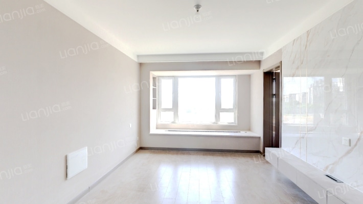 龙湖金湾天钜一期二手房实景图