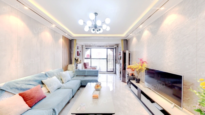 大名城D区蓝郡二手房实景图