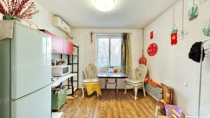 塔院小区二手房实景图