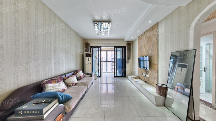 合景峰汇五期二手房实景图