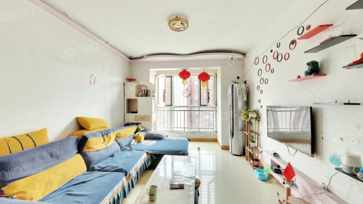 荣御府二手房实景图