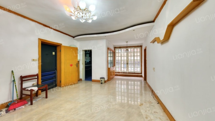 教师新村二手房实景图