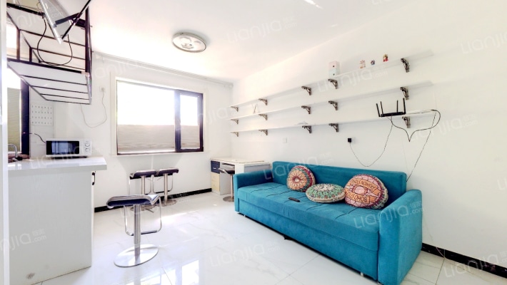 中加荣园南区二手房实景图