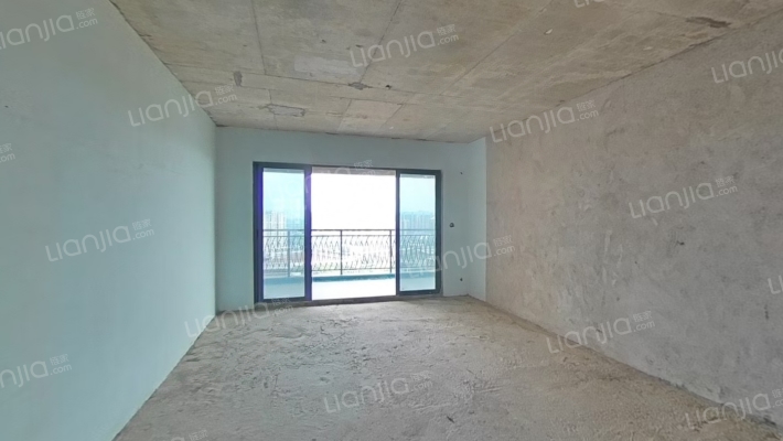 国贸前海湾二手房实景图