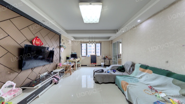 新隆华府东区二手房实景图