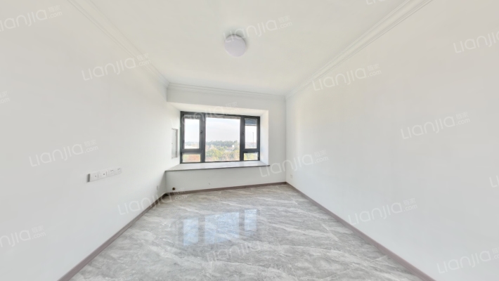 鹃南府二手房实景图