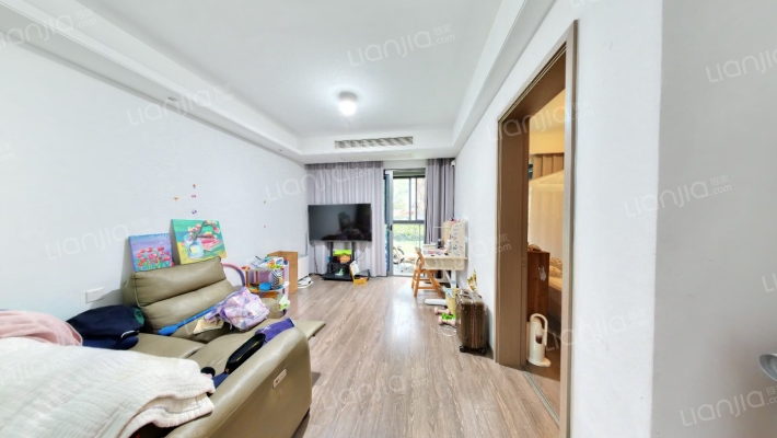 香岸云栖燕庐二手房实景图