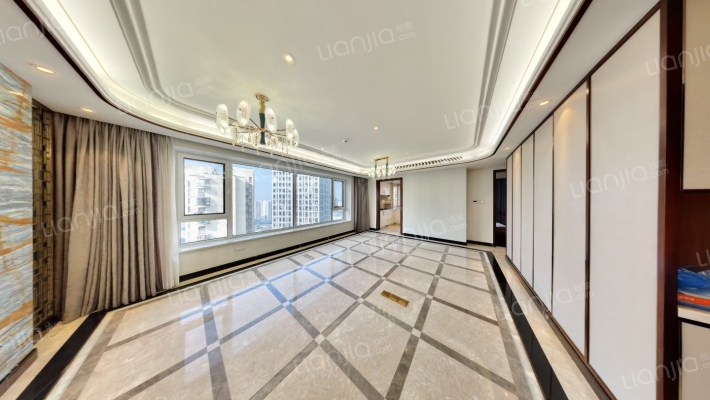 滨江保利翡翠海岸二手房实景图