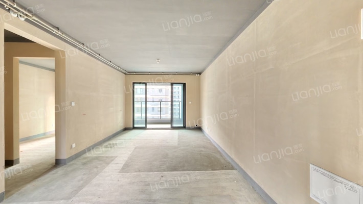 建投启元二手房实景图