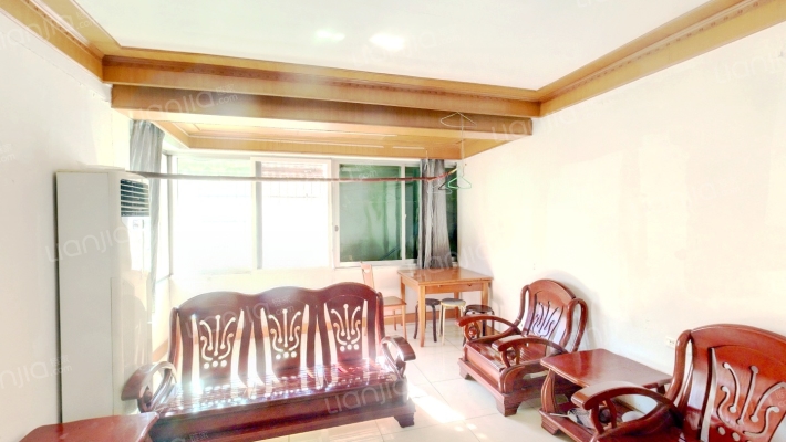 集贤南路58号二手房实景图