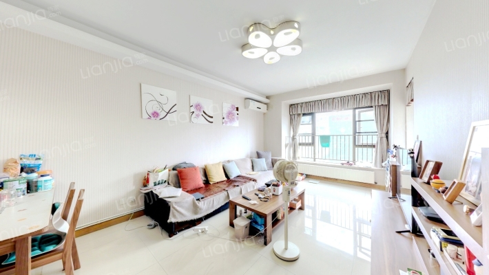 都城雅颂居二手房实景图