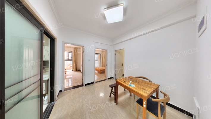 北秀向阳苑西区二手房实景图