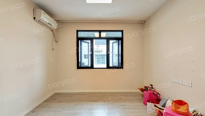 榕荫路二手房实景图