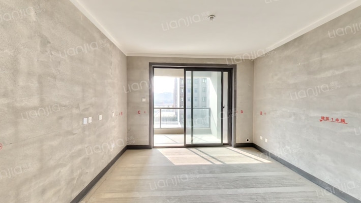 永威梅隆上院二手房实景图