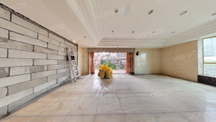 鸿瑞花园二期二手房实景图