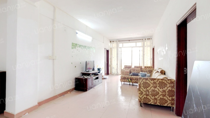 荣威楼二手房实景图