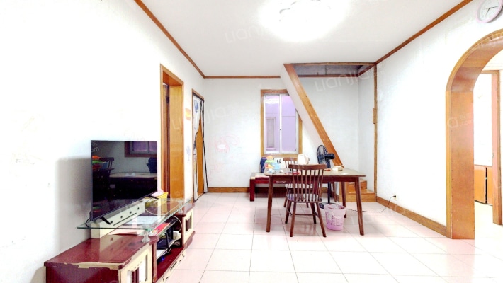 鑫港花苑二手房实景图