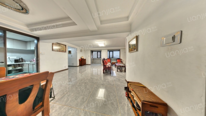 人保家属院二手房实景图