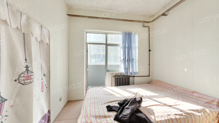 水泥厂小区二手房实景图